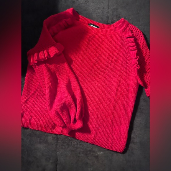 Express Balloon Sleeve with Ruffle detail Sweater - Picture 2 of 4